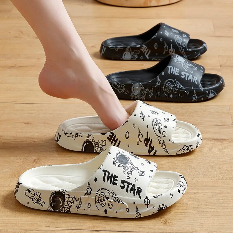 Cool Slippers For Men In Summe - Queen Street Fashion ulasan dan harga